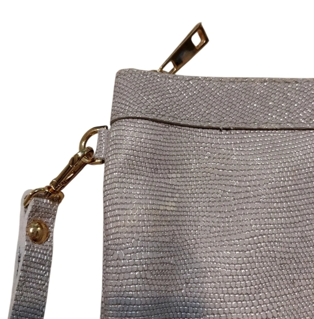 Metallic Laura Di Maggio Silver Snakeskin Iridescent Leather Clutch